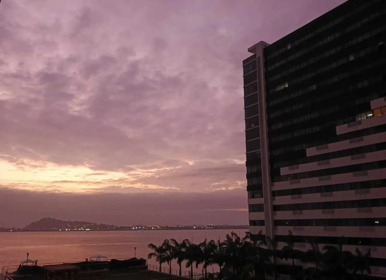Luxury Apartment Puerto Santa Ana Guayaquil